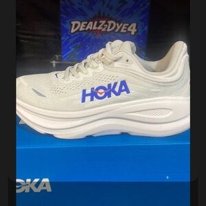 HOKA BONDI 8